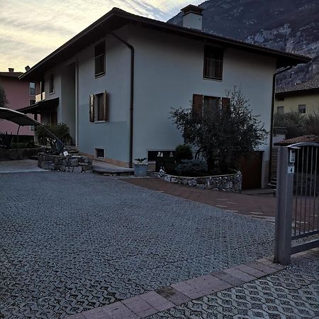 Apartment Sweet Retreat Дро Экстерьер фото